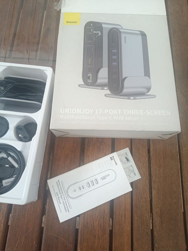 Baseus Stazione di Docking USB C 3 Monitor