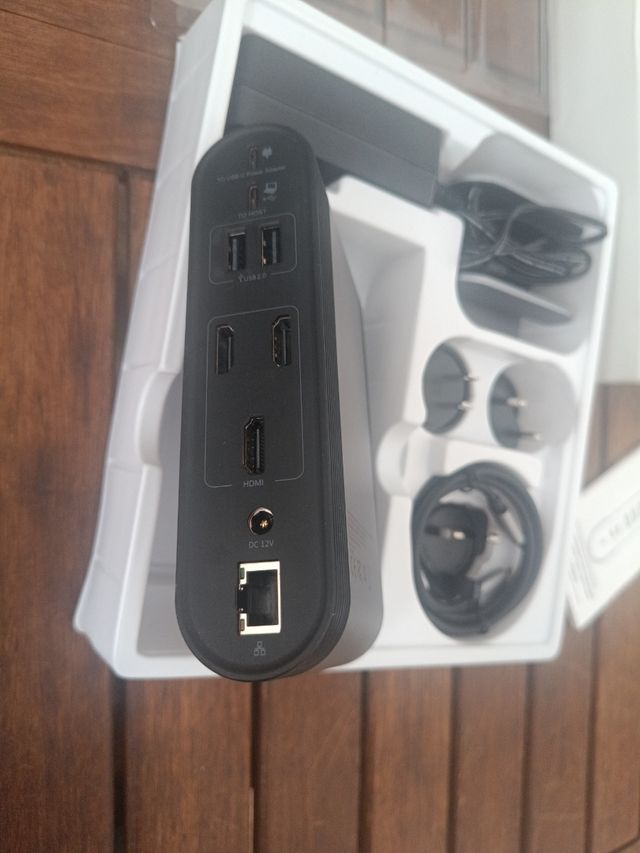 Baseus Stazione di Docking USB C 3 Monitor