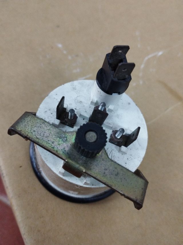 Reloj medidor de combustible , coches clásicos.