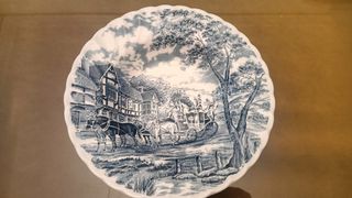 Platos de loza inglesa