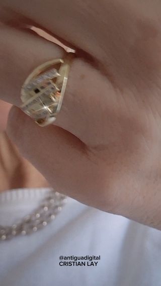 Anillo Oro Queen