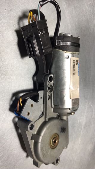BMW E34, motor techo solar