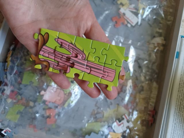 2 puzzles Looney tunes