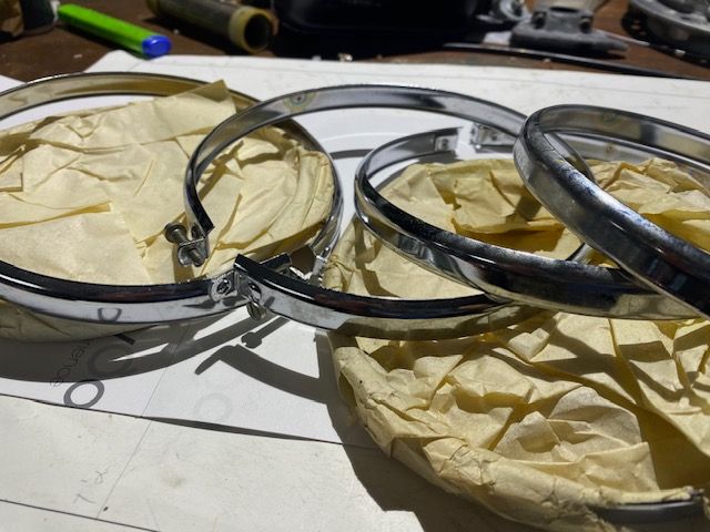 Ghiere faro Cev 2909