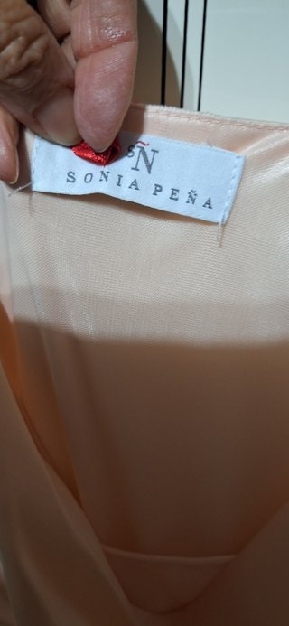 Completo elegante, donna Sonia Peña