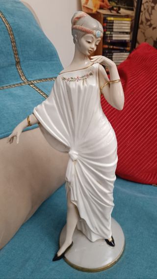 Figura cerámica Trenga