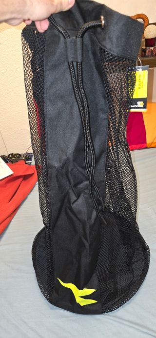 Bolsa DIADORA deportes acuáticos