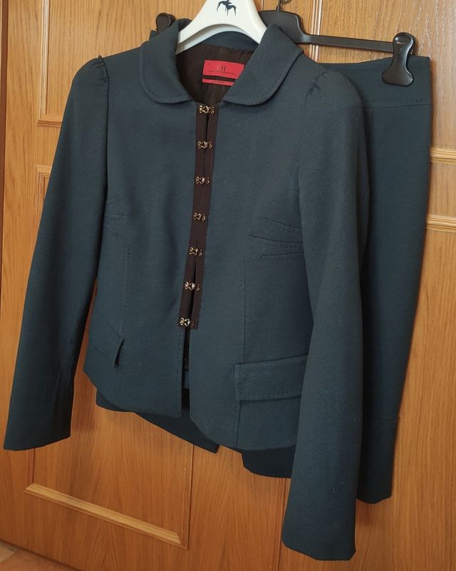 Traje Carolina Herrera mujer 