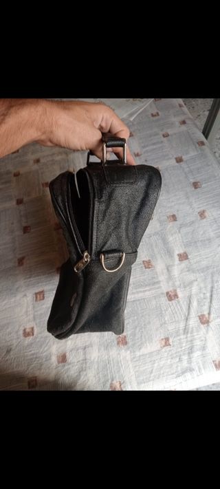 Riñonera negra cuero samsonite