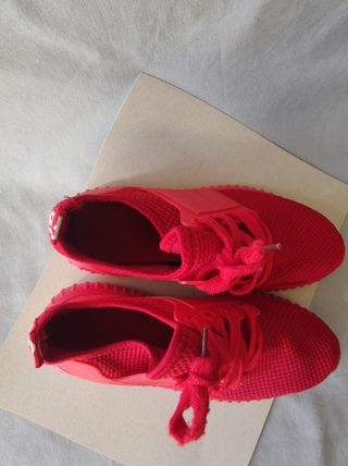 Zapatillas rojas T-37