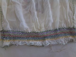Blusa antigua bordada