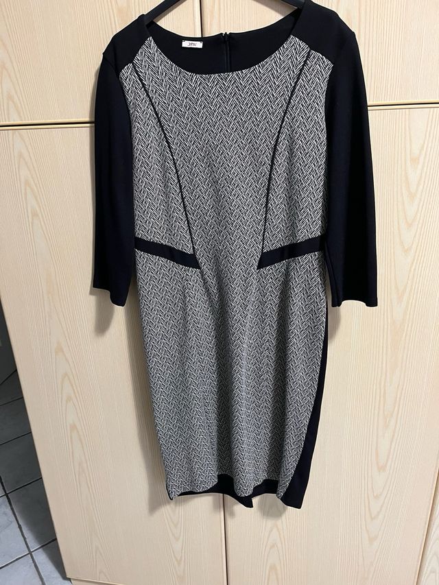 Vestito nero e spigato