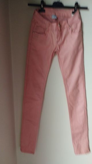 pantalón polipiel rosa