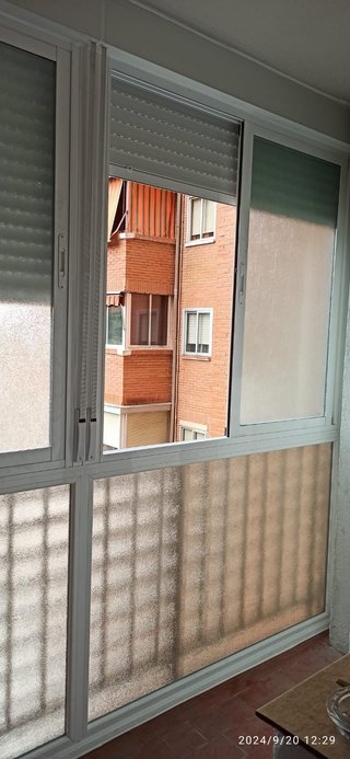VENTANAS DE ALUMINIO ABATIBLES Y CORREDERAS