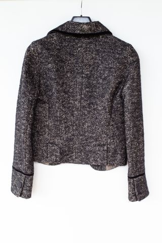 Blazer corta mezcla lana Massimo Dutti talla s