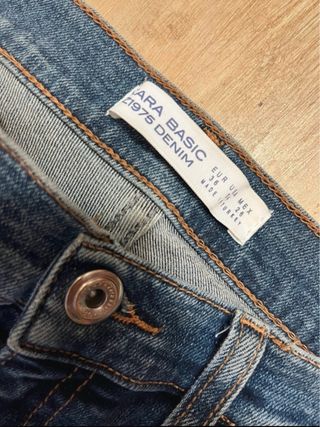 Vaquero tobillero de Zara