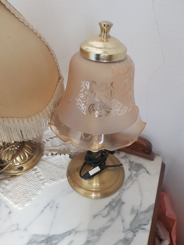Dos lámparitas de noche de cristal