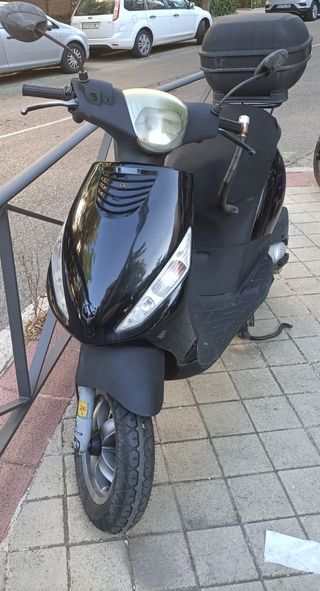 Moto Piaggio Zip 50 cc 4T