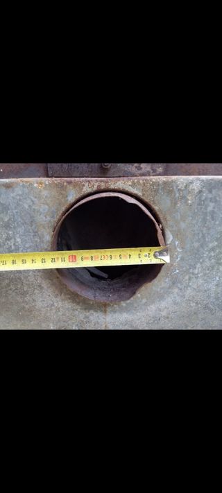 Antica stufa a legna e carbone