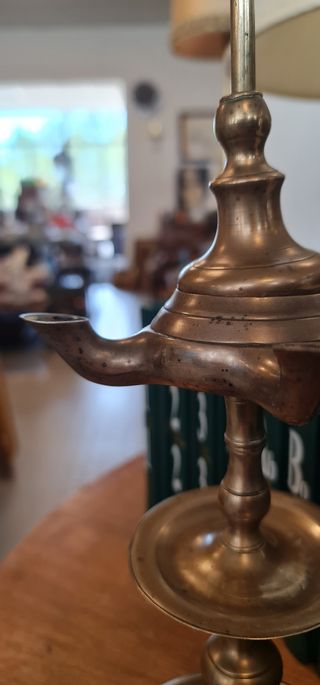 Lampara de aceite de 4 bocas