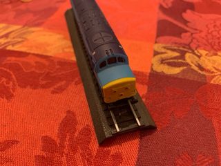 Locomotora tren miniatura estática