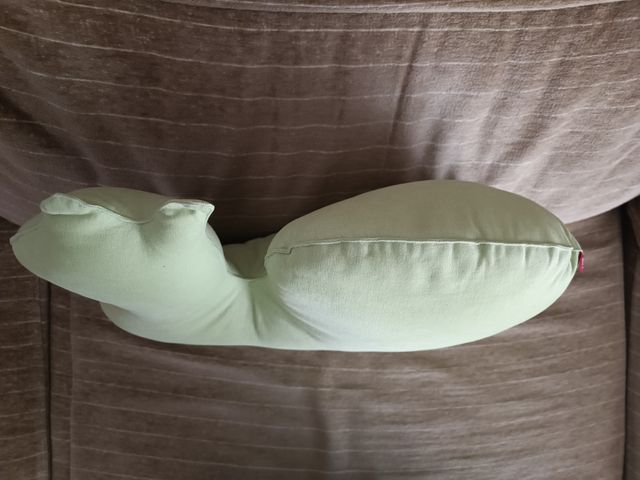 COJÍN VERDE CON FORMA DE ANIMAL DE CARACOL