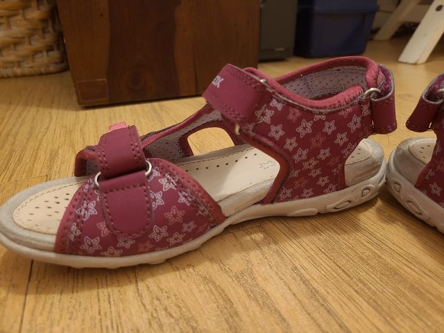 Sandalias niña geox