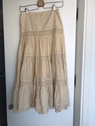 Falda midi