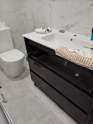 Mueble de baño nuevo