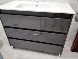 Mueble de baño nuevo