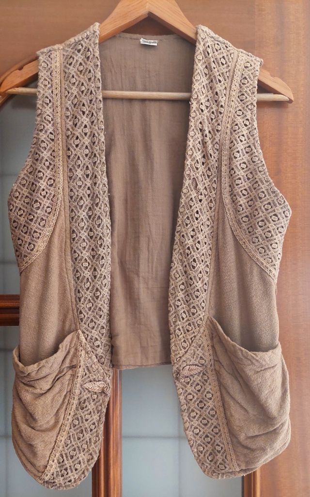 Chalequillo desmangable