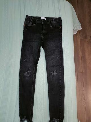 Pantalón pitillo vaquero niña