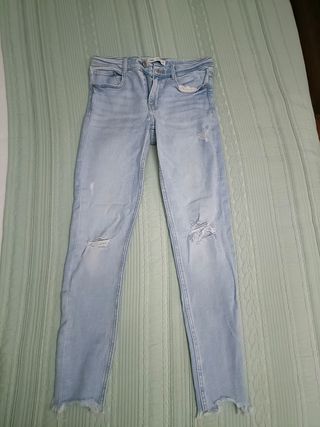 Pantalón pitillo 