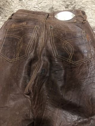 Pantalon de piel