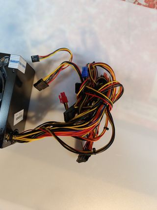 Fuente alimentación PC sobremesa 