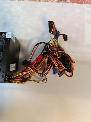 Fuente alimentación PC sobremesa 