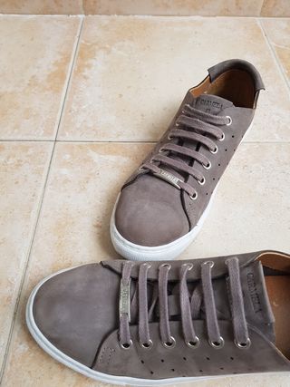 Zapatillas piel 37