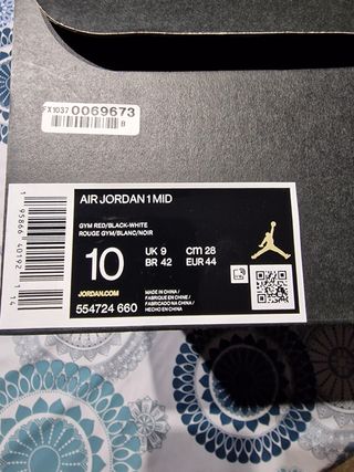 Nike air jordan 1 mid