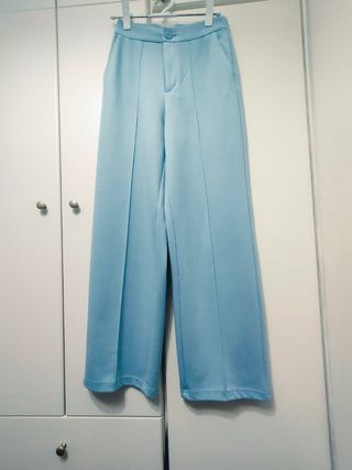 Pantalón largo Stradivarius