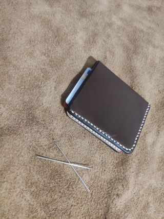 Cartera billetera minimalista de cuero