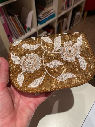 Bolso muy antiguo. hecho a mano