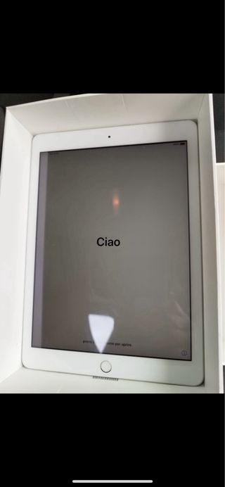 I pad apple wi fi 32 gb perfettamente funzionante 