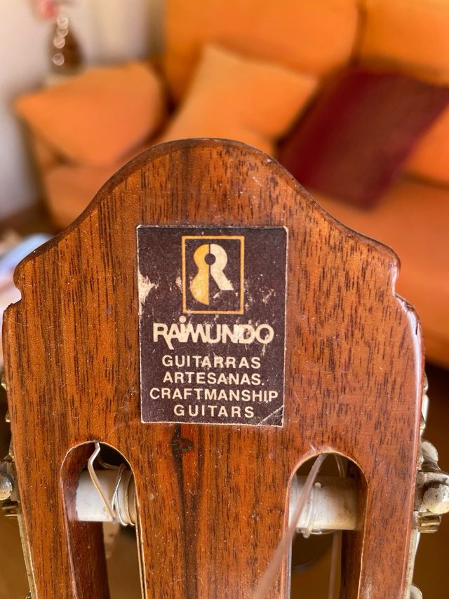 Guitarra artesana raimundo