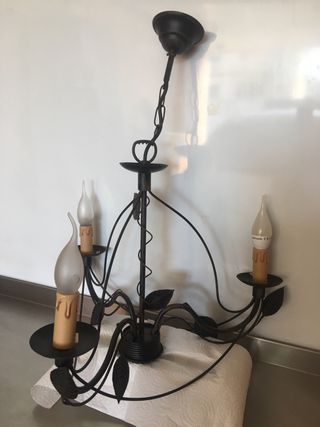 Lampara de Techo y Mesilla