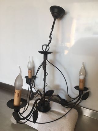 Lampara de Techo y Mesilla