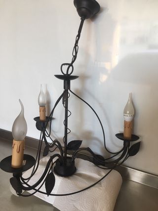 Lampara de Techo y Mesilla