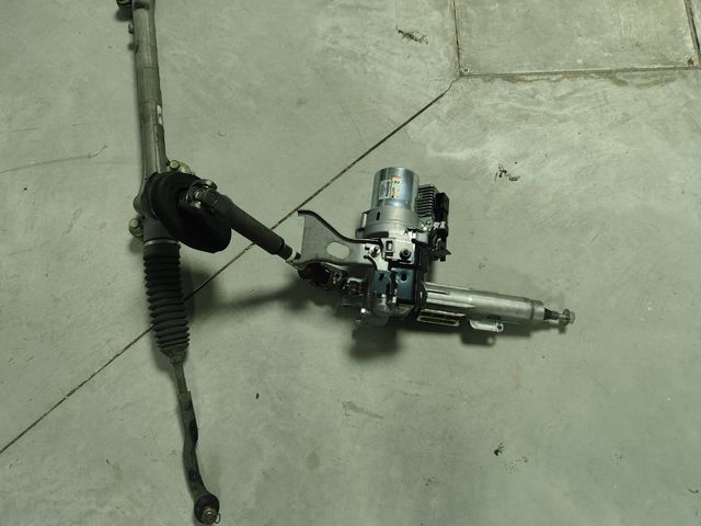 Cremallera de dirección mazda 6