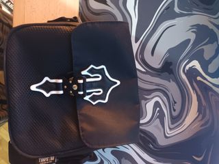 Vendo riñonera negra