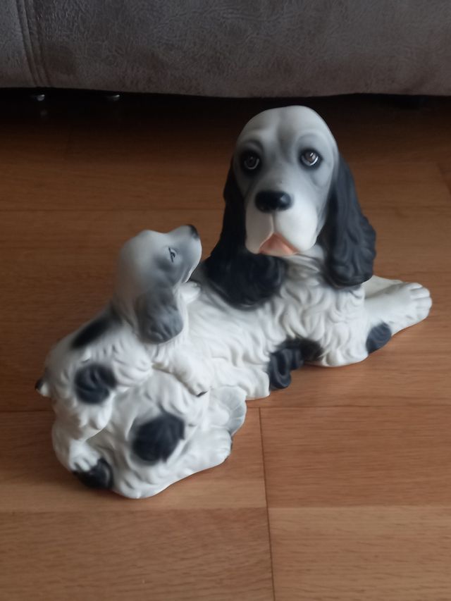 Figura perro cocker spaniel y cachorro