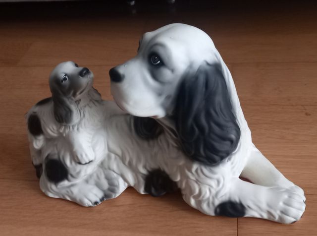 Figura perro cocker spaniel y cachorro